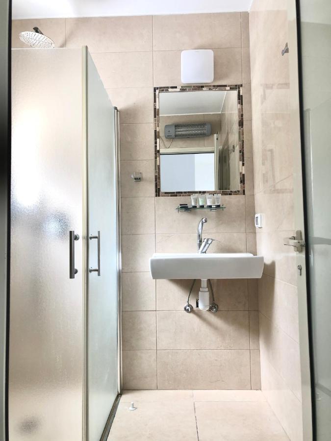 Bat Galim - Luxury Apartment By The Sea Haifa Esterno foto
